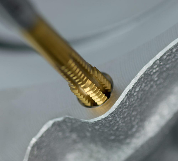 Отверстия и сверла под резьбу